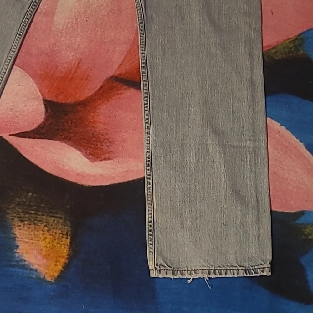 Levi’s 505 Vintage 90's Denim Faded Thrashed Blue Jeans Straight Leg 31 x 32